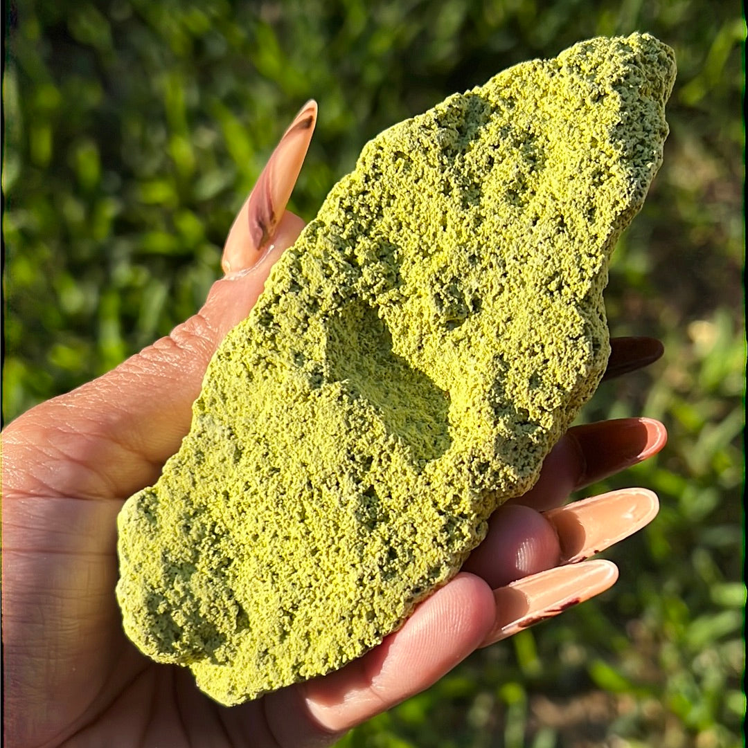 “Matcha” Nontronite Chunks