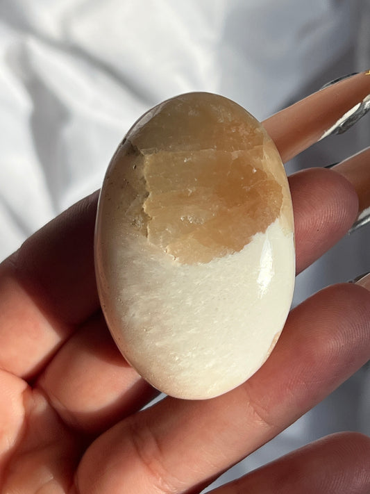 “Marshmallow Peach Pie” Peach Stilbite and Scolecite Palm Stones