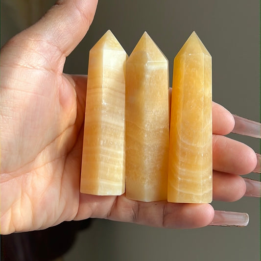 Yellow Banded Agate Points
