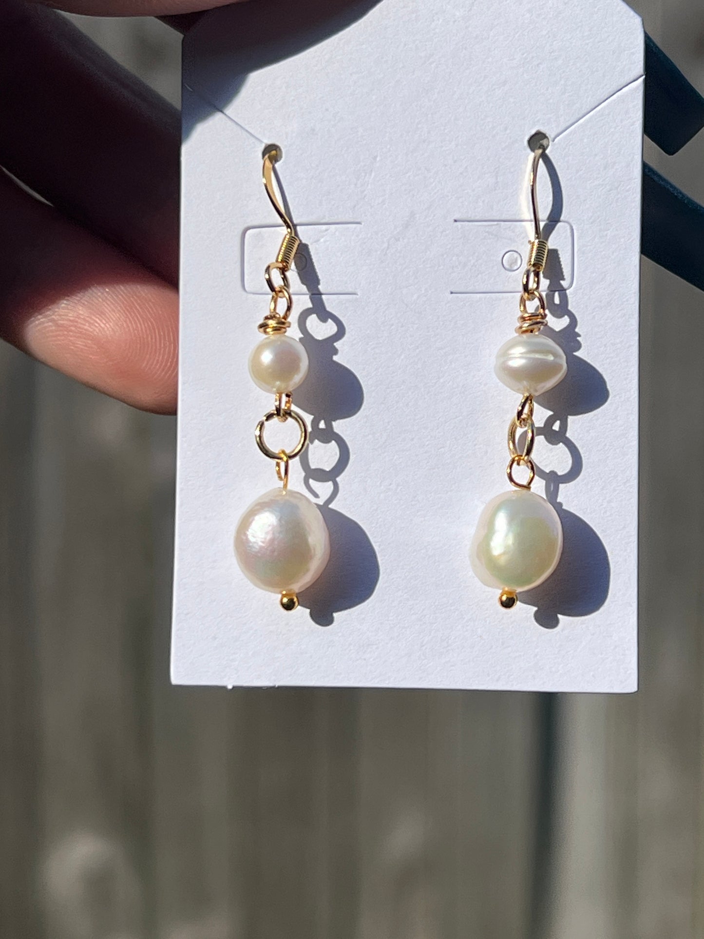 “Elegance” Dangling Freshwater Pearl Earrings