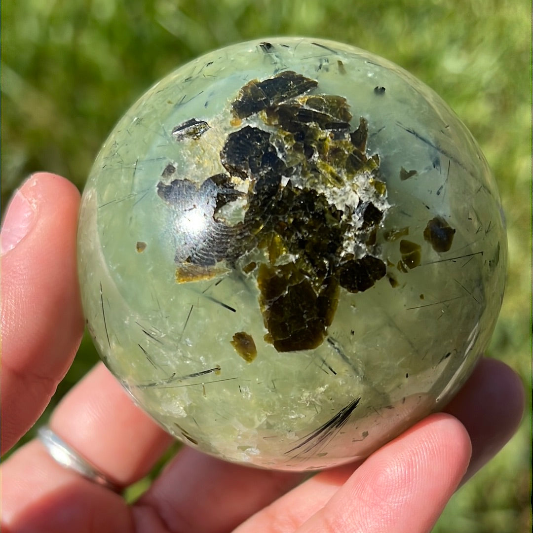 “Green Apple Jelly” Prehnite and Epidote Spheres