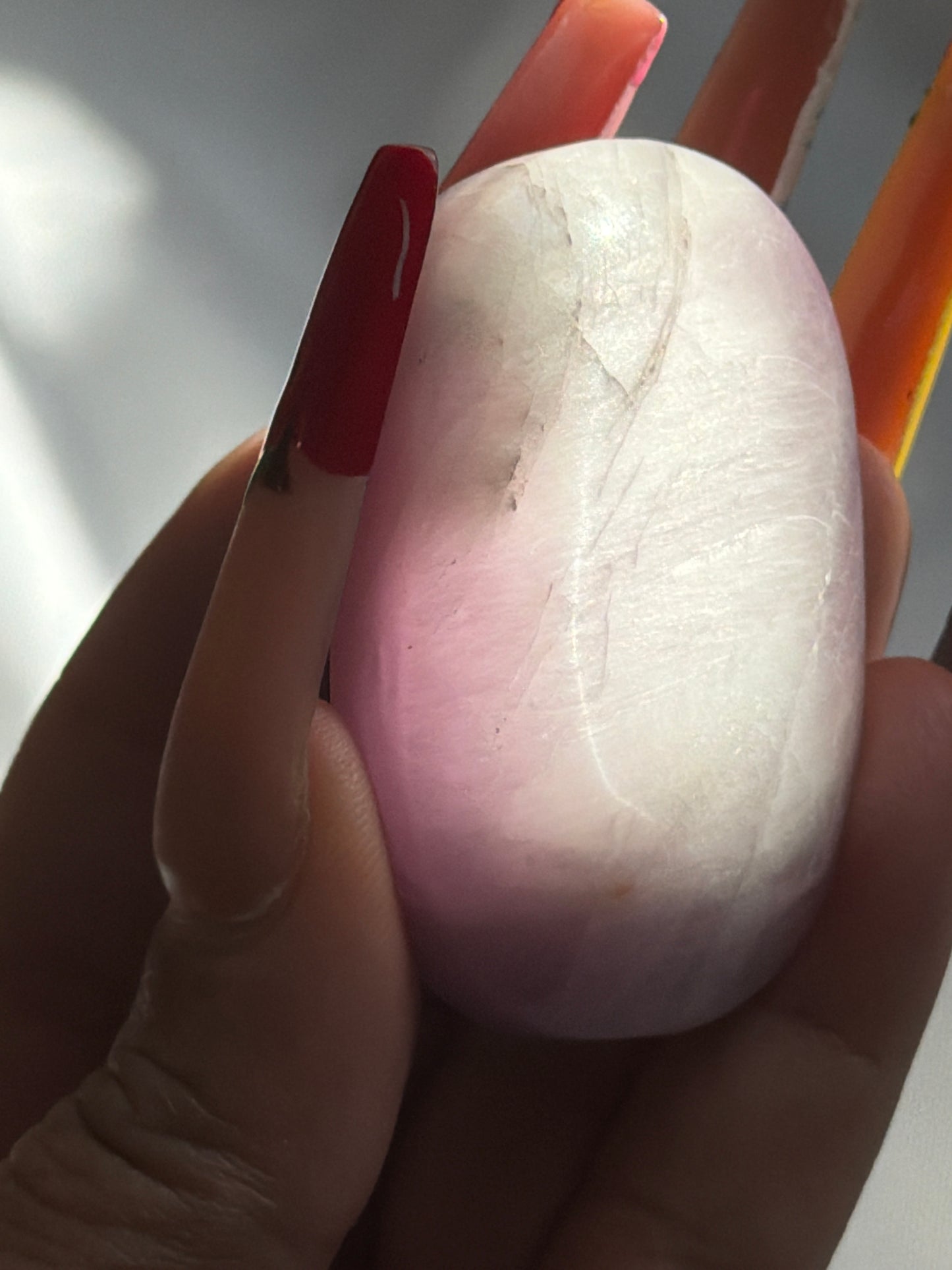 “Lilac Love” Kunzite Palm Stones