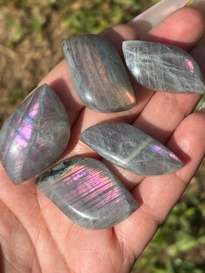 “Brilliance” Labradorite Tumbles/Cabochons