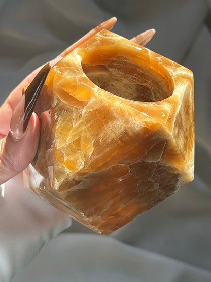 “Honeycomb Drip” Calcite Planters