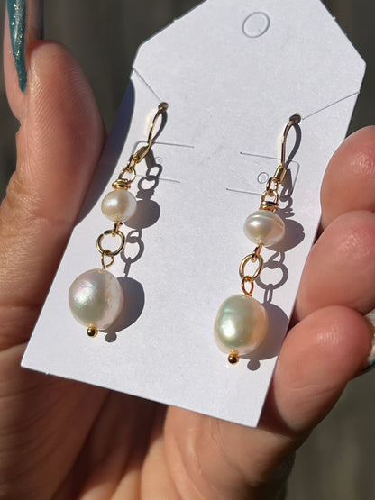 “Elegance” Dangling Freshwater Pearl Earrings