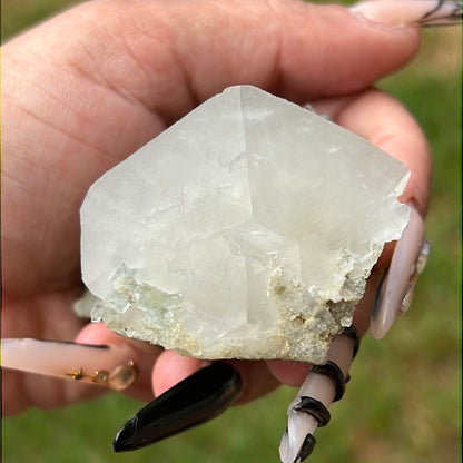 “Spaceship Coupe” Yindu Fluorite Cluster