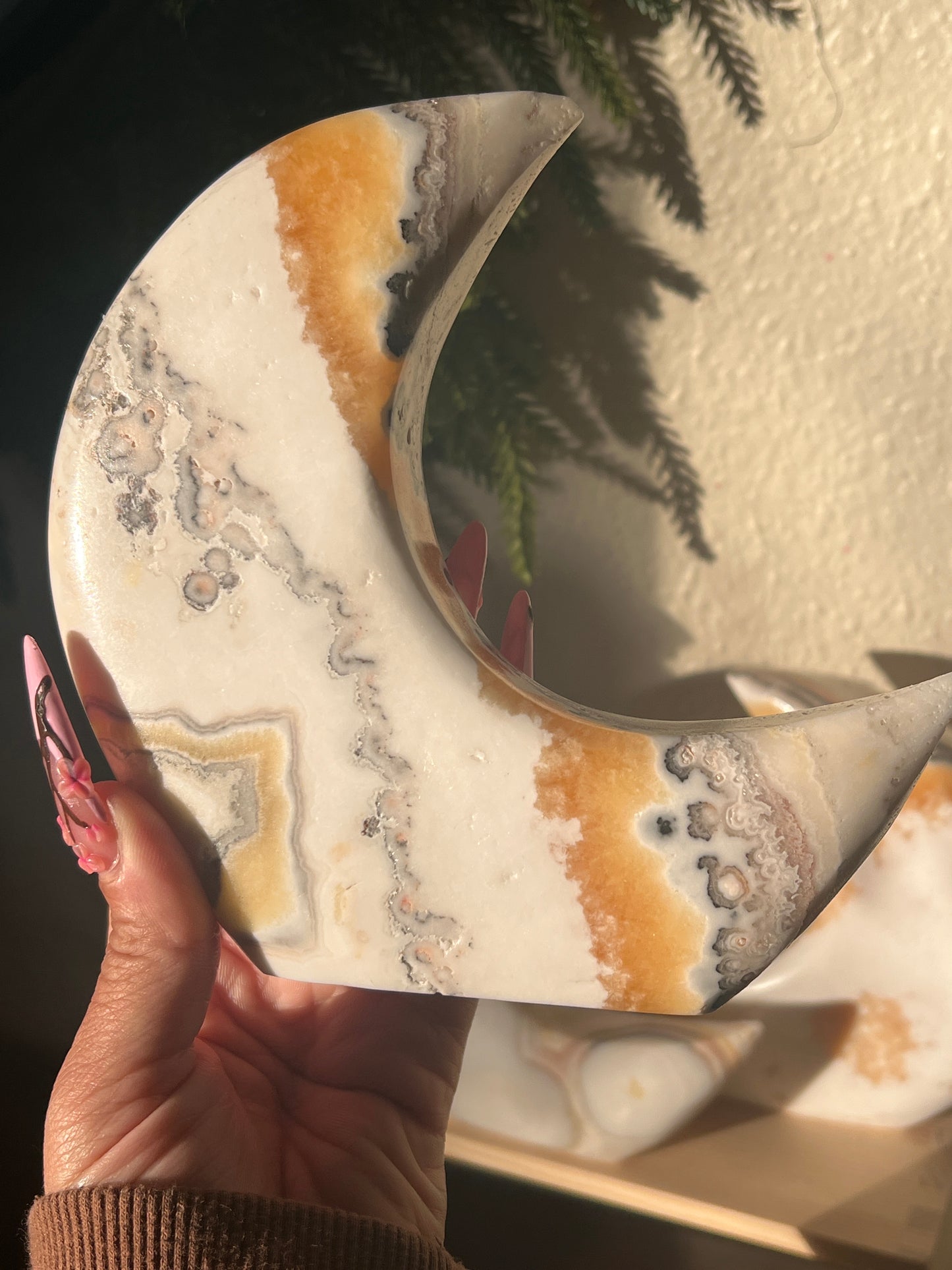 “Moon & Dune” Self-Standing Mexican Onyx Crescent Moon