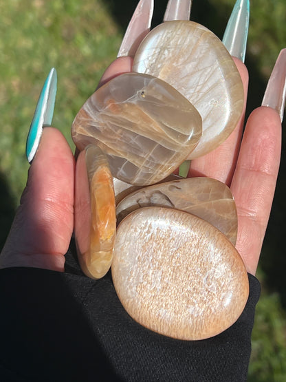 “Peach Pie” Small Peach Moonstone Palm Stones