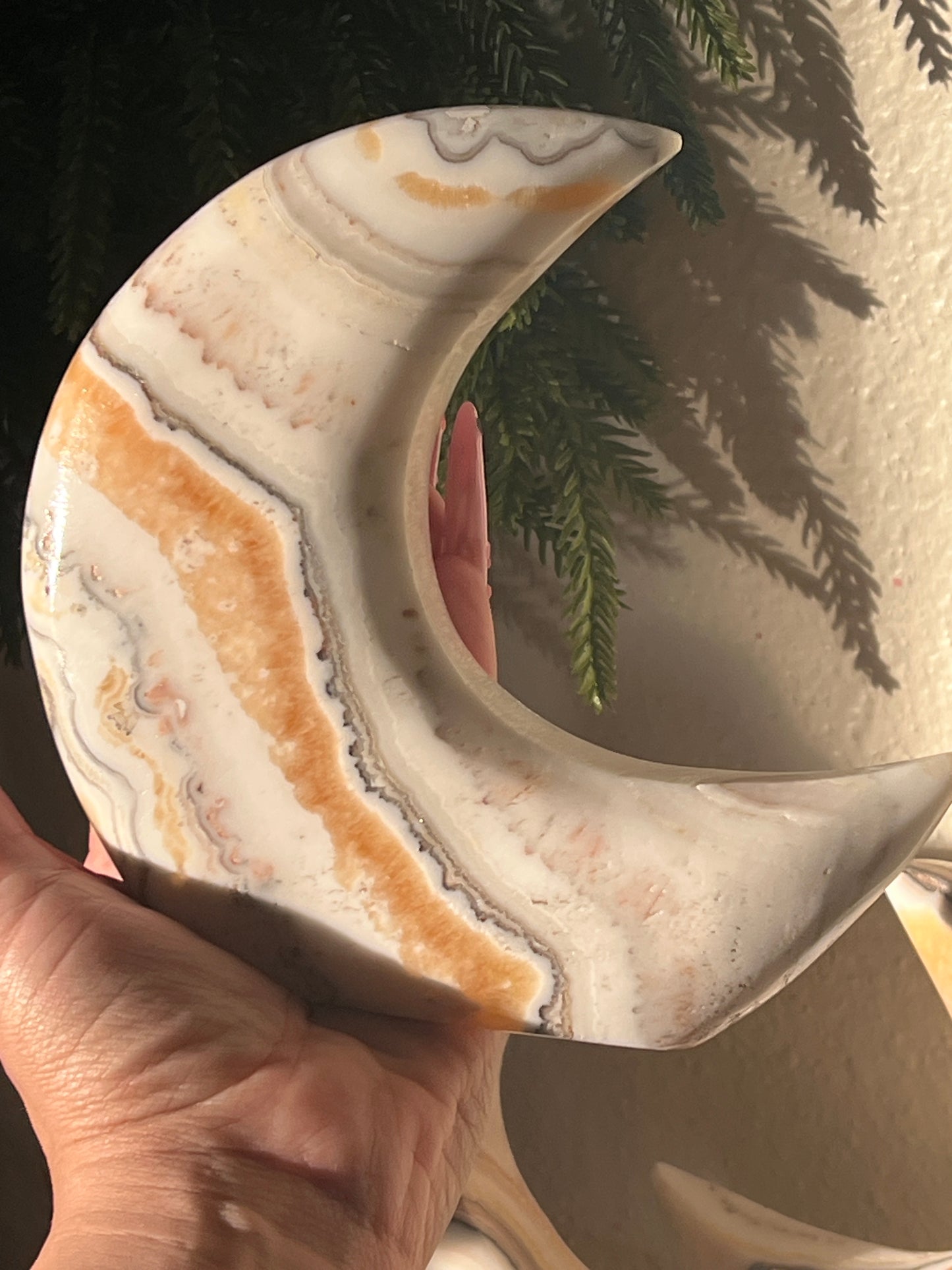 “Moon & Dune” Self-Standing Mexican Onyx Crescent Moon
