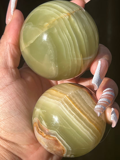 “Pistachio Layers” Green Onyx Spheres