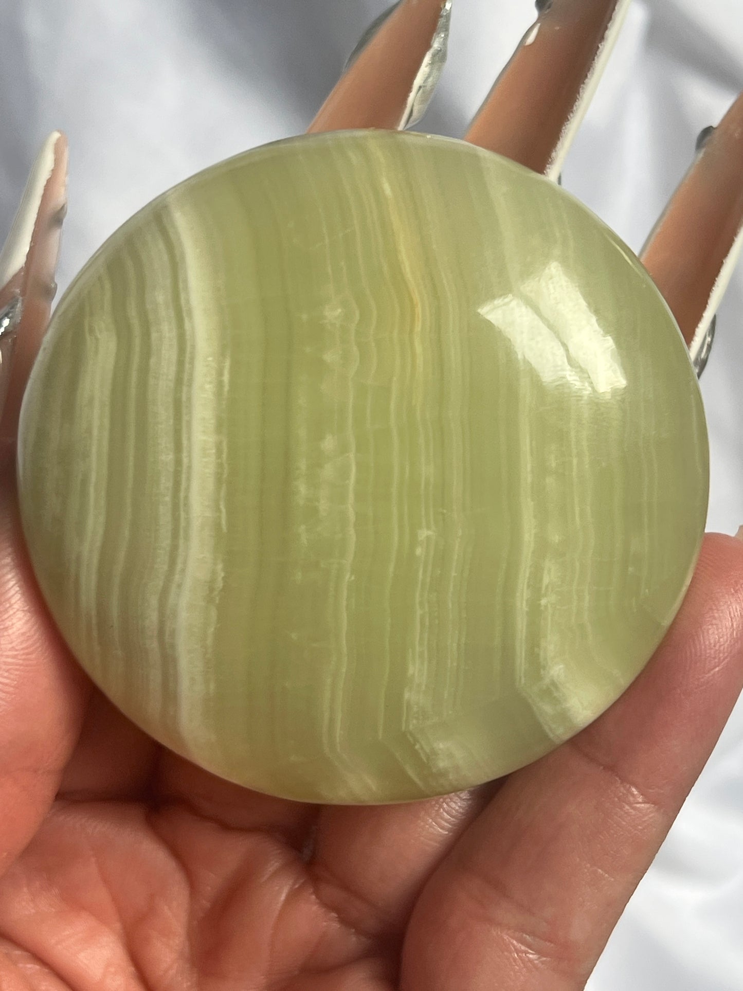 “Coco Lime Creme” Large Green Onyx Palm Stones