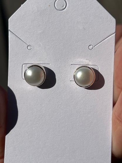 “Timeless” Pearl Stud Earrings