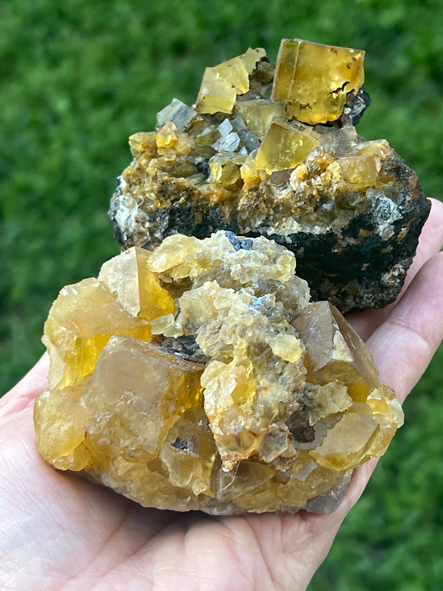 “Buttery Grit Cake” Yellow Moroccan Fluorite Clusters