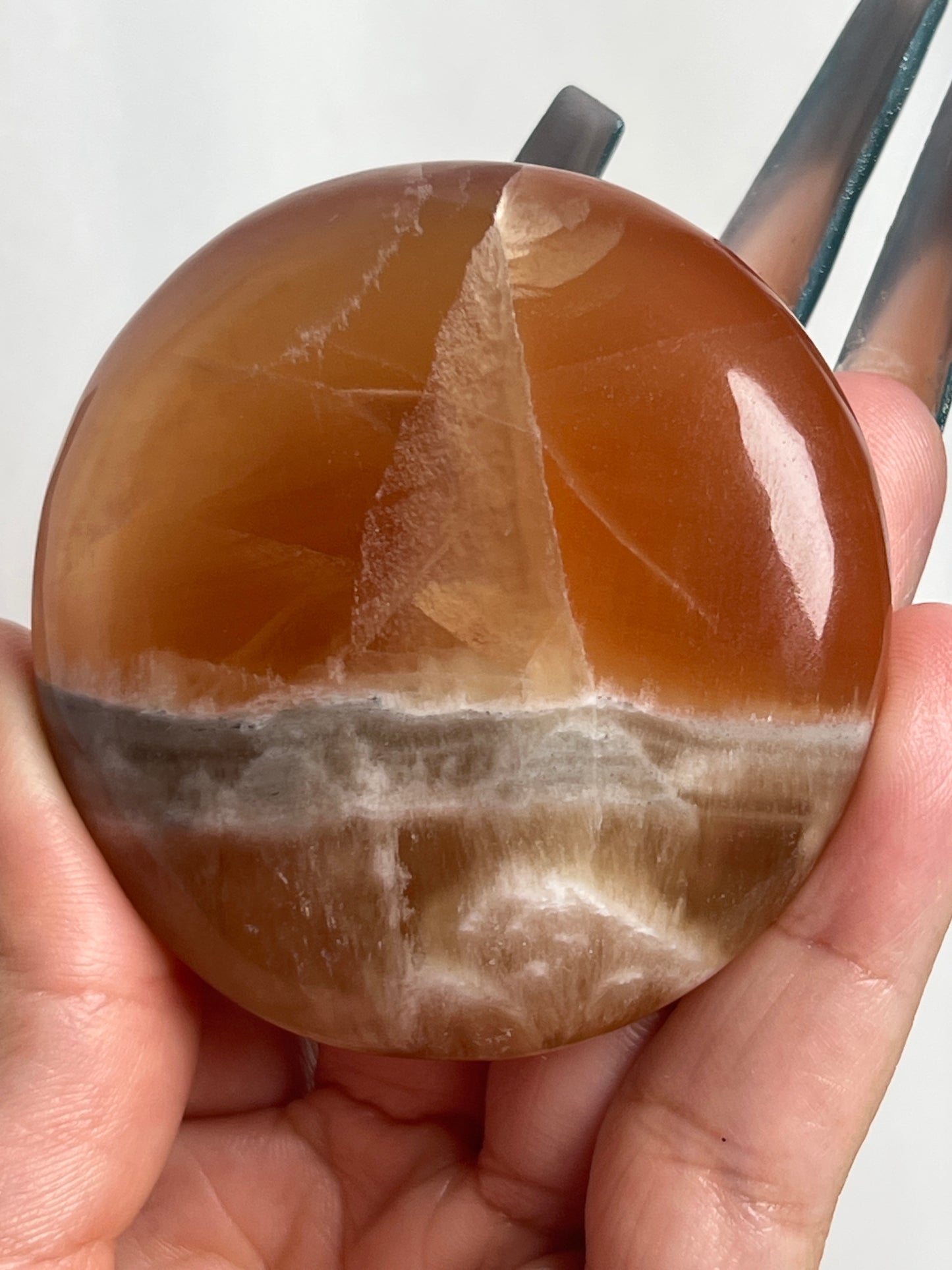 “Sweetie” Round Honey Calcite Palm Stones