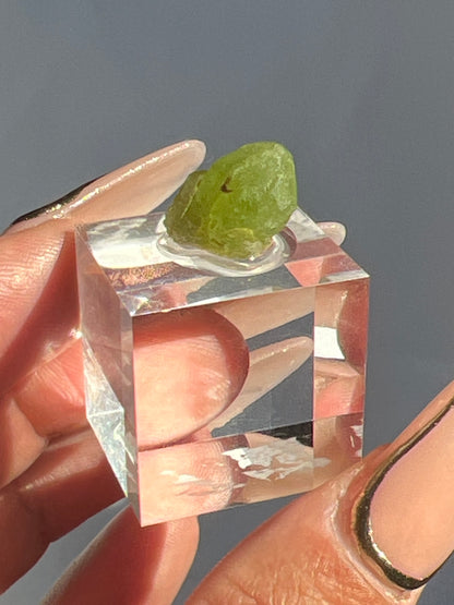 Minimum Matrix Peridot Clusters