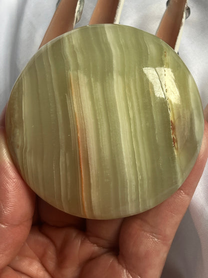 “Coco Lime Creme” Large Green Onyx Palm Stones