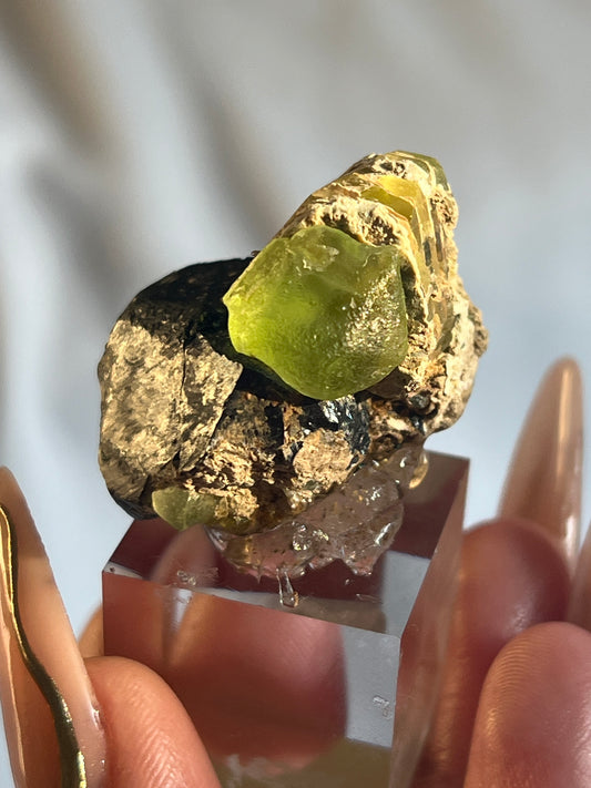 Large Peridot Clusters