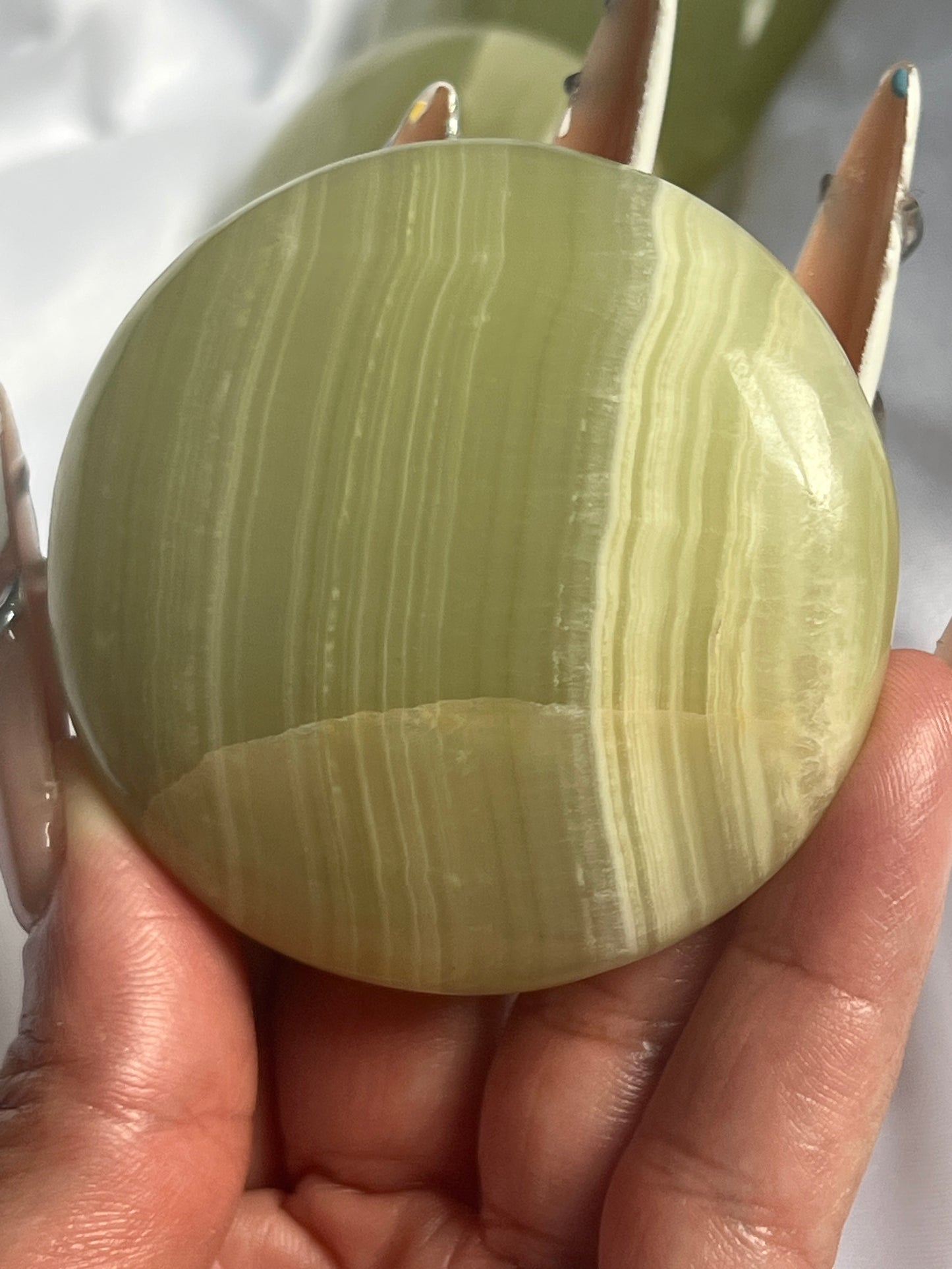“Coco Lime Creme” Large Green Onyx Palm Stones