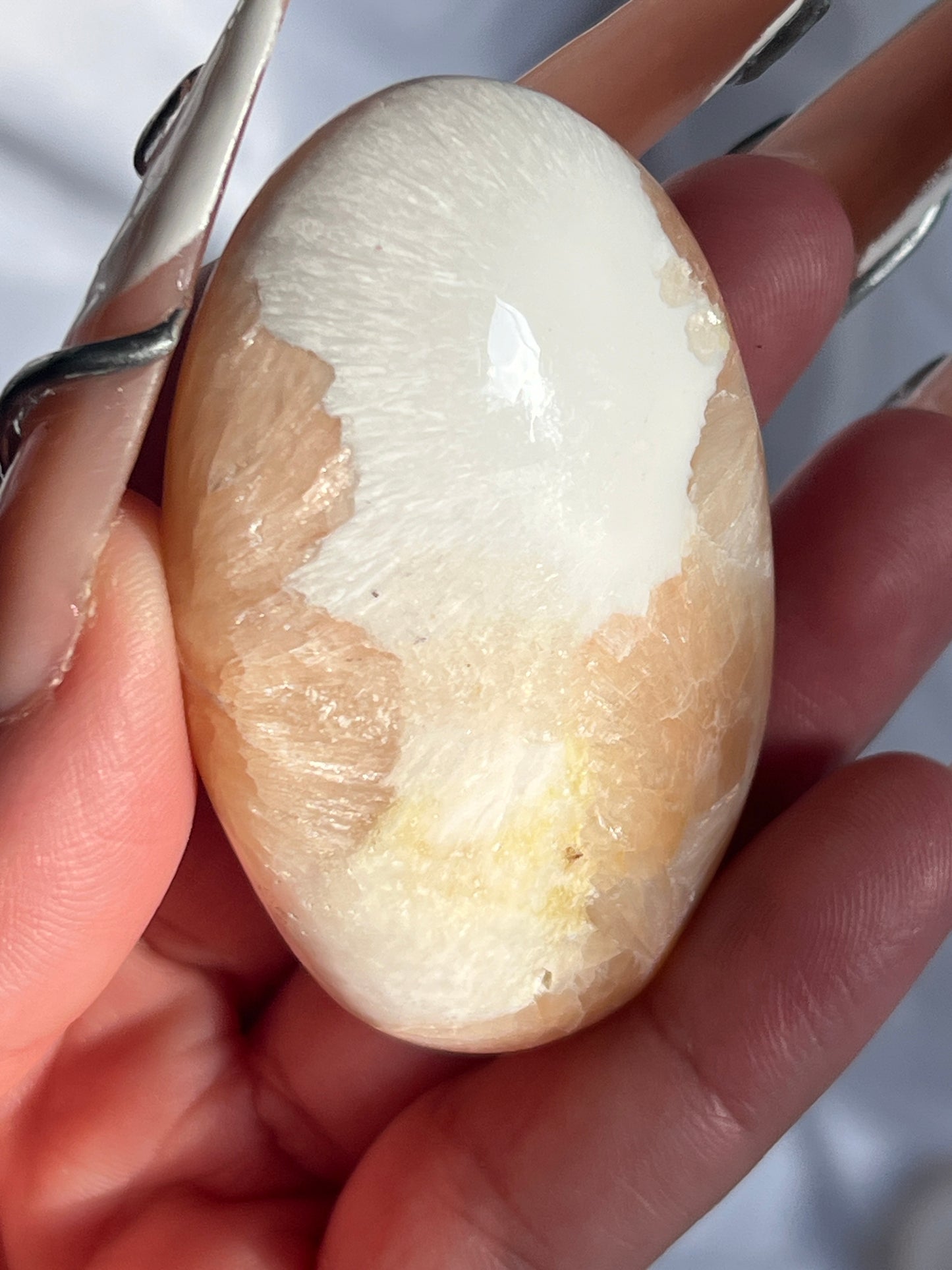 “Marshmallow Peach Pie” Peach Stilbite and Scolecite Palm Stones