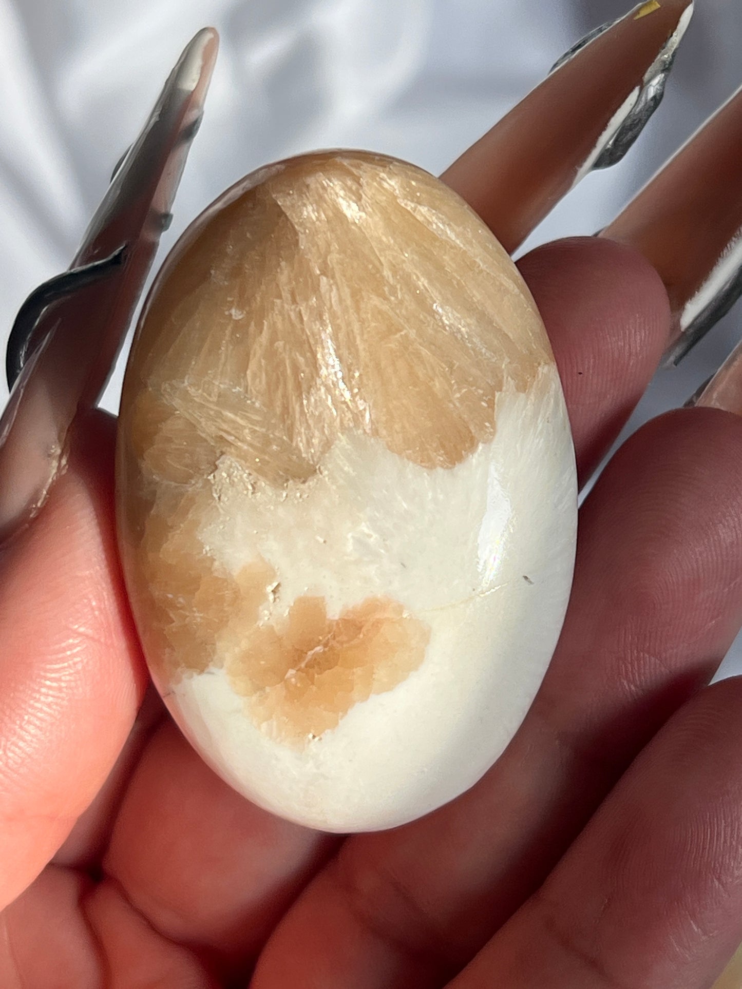 “Marshmallow Peach Pie” Peach Stilbite and Scolecite Palm Stones