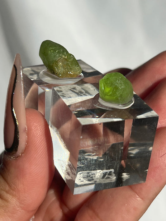 Minimum Matrix Peridot Clusters