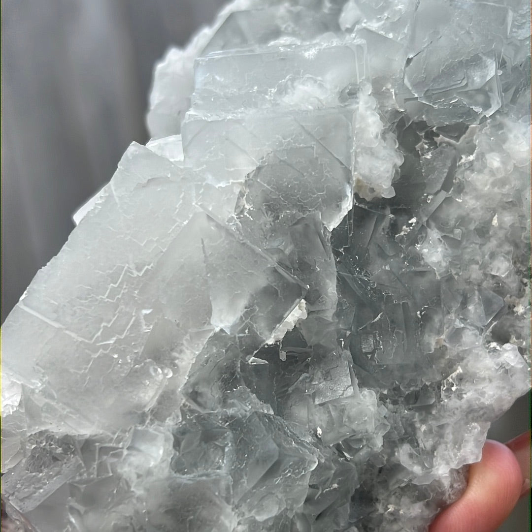 Gray-Green Xianghualing Fluorite Cluster GGXF