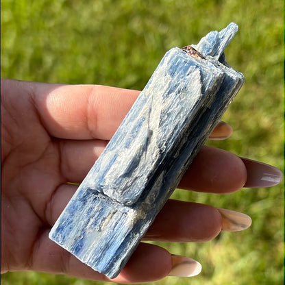 “Icicle” Blue Kyanite Blades and Fans