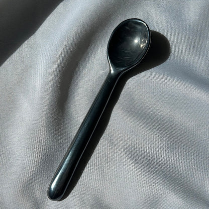 “As Spoon as Possible” Terahertz Spoon